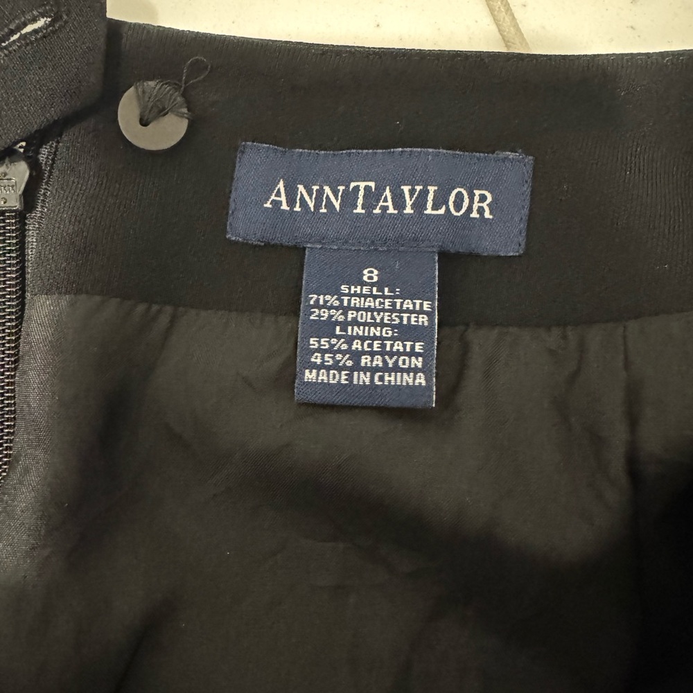 Ann Taylor Black pinstripe Women's Pantsuit - Classic Blazer & Trousers - Picture 6 of 6